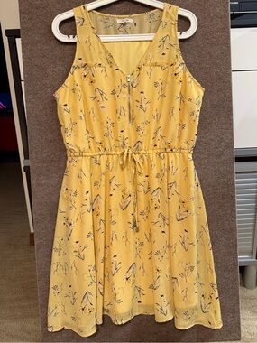 Maurices Yellow Floral Sleeveless Summer Dress / Medium
